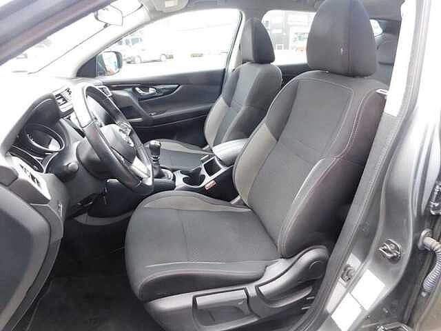 Nissan Qashqai 1.3 DIG-T Urban Edition Anthracite