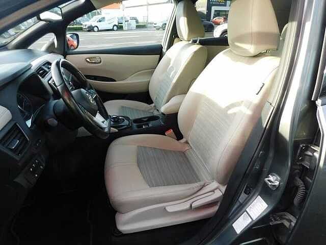 Nissan LEAF EV Tekna 40kWh