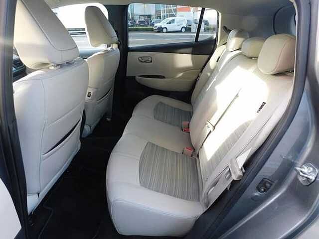 Nissan LEAF EV Tekna 40kWh