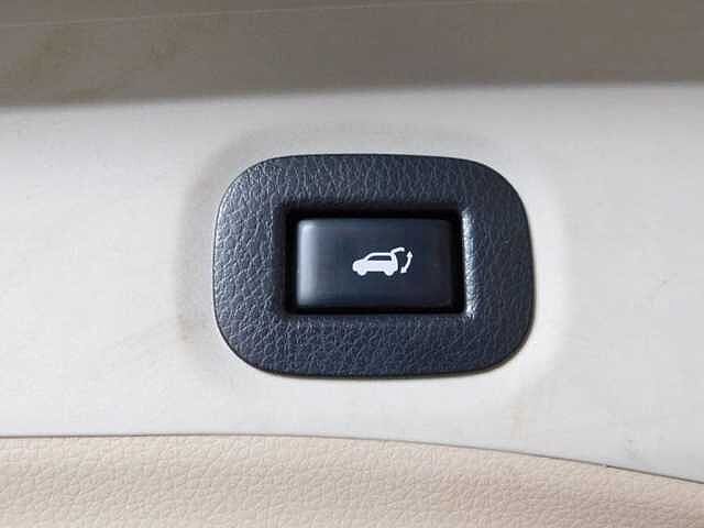 Nissan X-Trail 1.6 DIG-T Tekna Blue