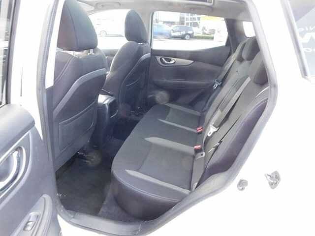 Nissan Qashqai 1.3 DIG-T N-Connecta  3 JAAR WAARBORG White