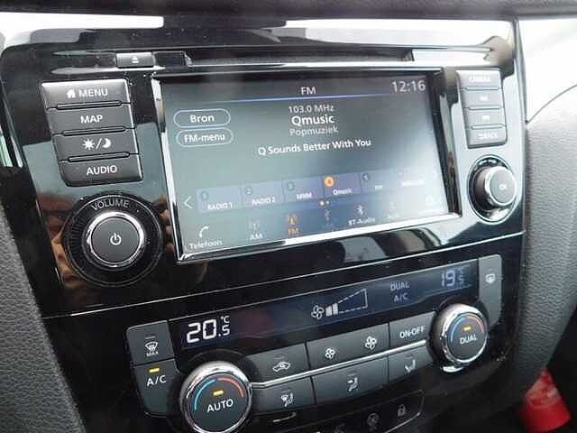 Nissan Qashqai 1.3 DIG-T N-Connecta  3 JAAR WAARBORG White