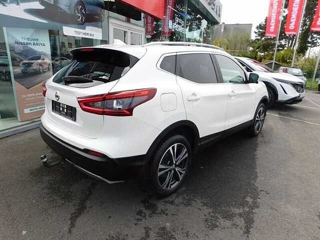 Nissan Qashqai 1.3 DIG-T N-Connecta  3 JAAR WAARBORG White