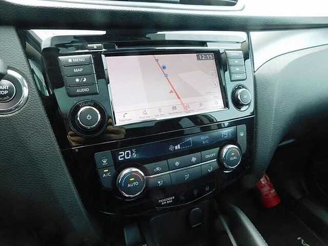 Nissan Qashqai 1.3 DIG-T N-Connecta  3 JAAR WAARBORG White