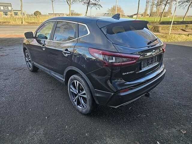 Nissan Qashqai N-Connecta  1.3    5 JAAR WAARBORG Black