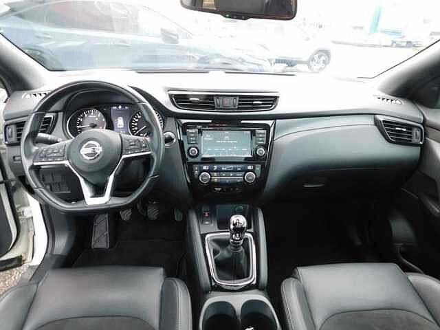 Nissan Qashqai QASHQAI 1.3 DIG-T N-TEC 4 JAAR WAARBORG  26000 KM White