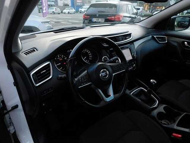 Nissan Qashqai 1.3 DIG-T N-Connecta  3 JAAR WAARBORG White