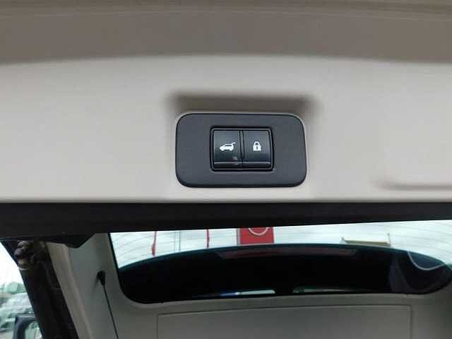 Nissan ARIYA 63 kWh Advance Grey