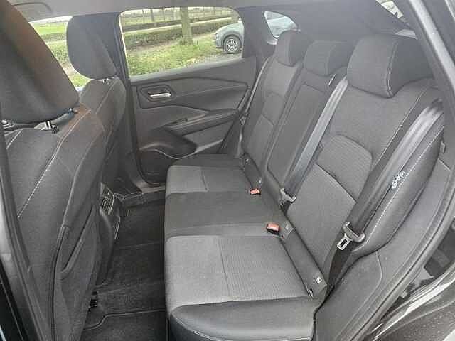 Nissan Qashqai 1.3 Mild-Hybrid N-Connecta  5 JAAR WAARBORG Black