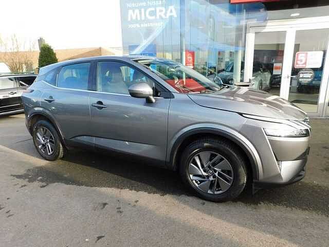 Nissan Qashqai 1.3 Mild-Hybrid Acenta 6 JAAR WAARBORG Silver