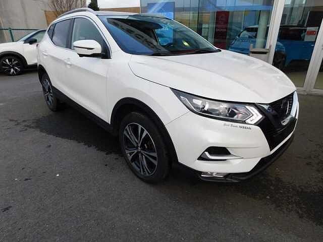 Nissan Qashqai 1.3 DIG-T N-Connecta 3 JAAR WAARBORG White