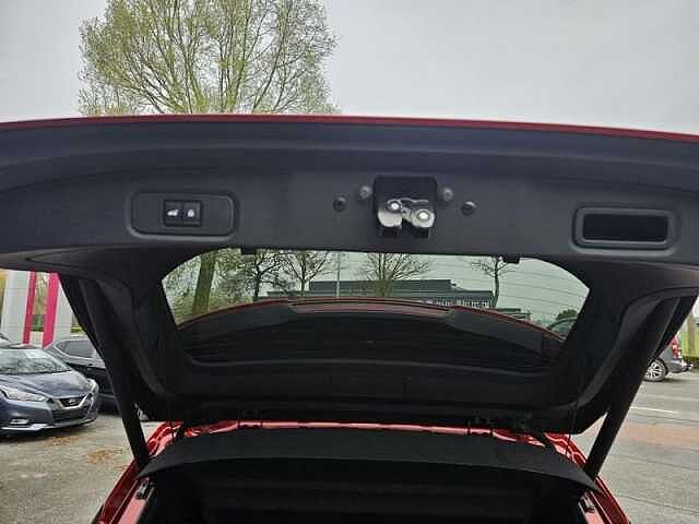 Nissan Qashqai e-POWER N-Connecta  HYBRIDE 1.5  7 JAAR WAARBORG Red