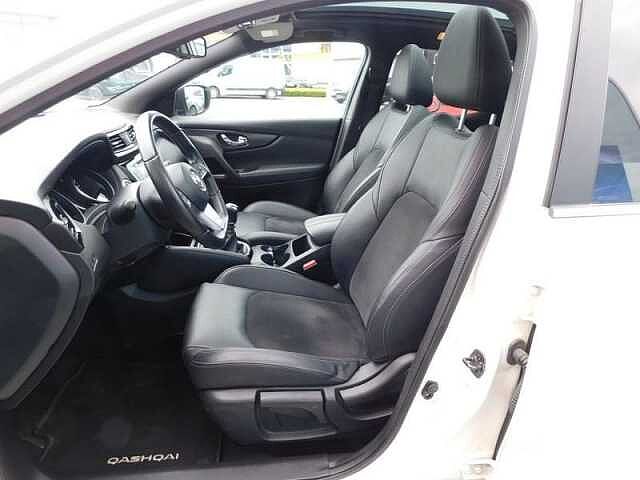 Nissan Qashqai 1.3 DIG-T N-TEC  5 JAAR WAARBORG White