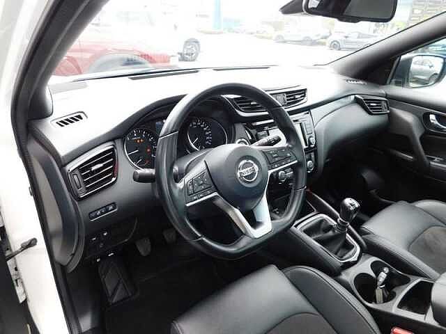Nissan Qashqai 1.3 DIG-T N-TEC  5 JAAR WAARBORG White