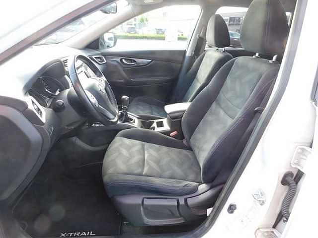 Nissan X-Trail 1.6 DIG-T Connect Edition