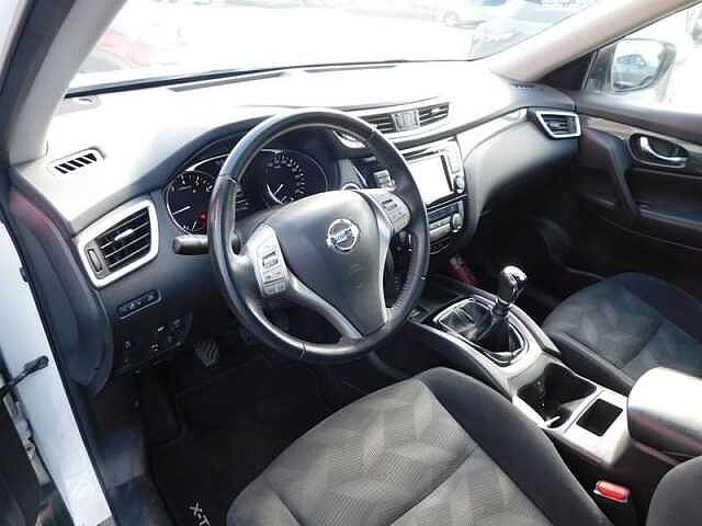 Nissan X-Trail 1.6 DIG-T Connect Edition