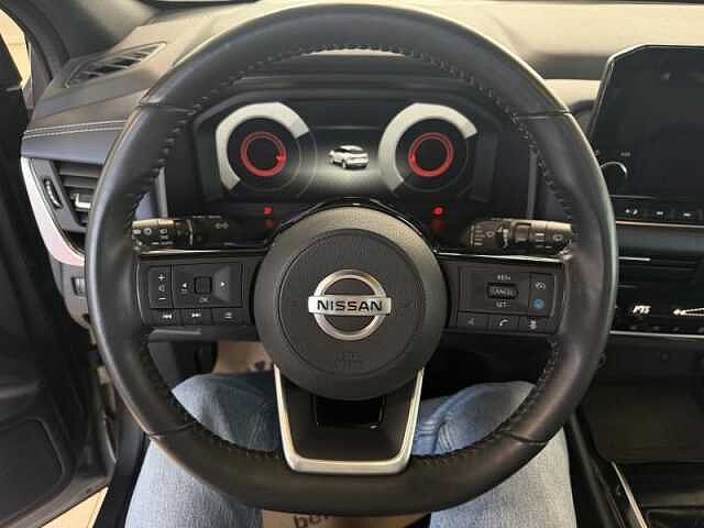 Nissan Qashqai TEKNA + DESIGN PACK Gris