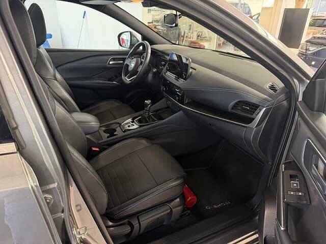 Nissan Qashqai TEKNA + DESIGN PACK Gris