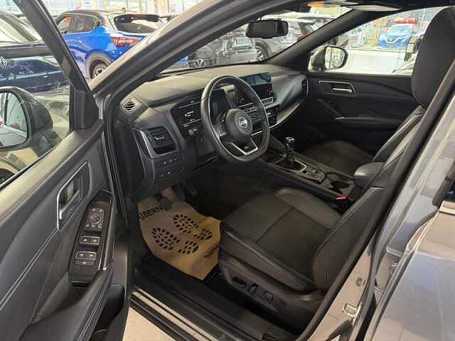 Nissan Qashqai TEKNA + DESIGN PACK Gris