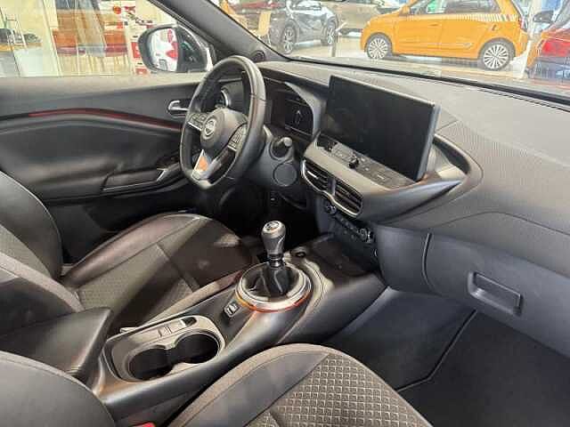 Nissan Juke 1.0 DIG-T N-DESIGN Grijs