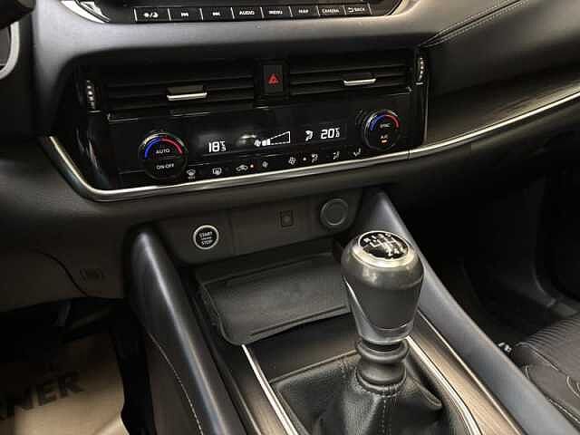 Nissan Qashqai TEKNA Blauw