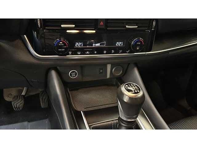 Nissan Qashqai TEKNA Rouge