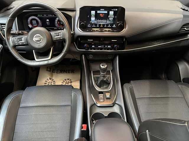 Nissan Qashqai TEKNA Blauw
