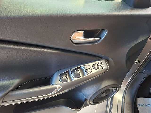 Nissan Juke Acenta look pack Gris