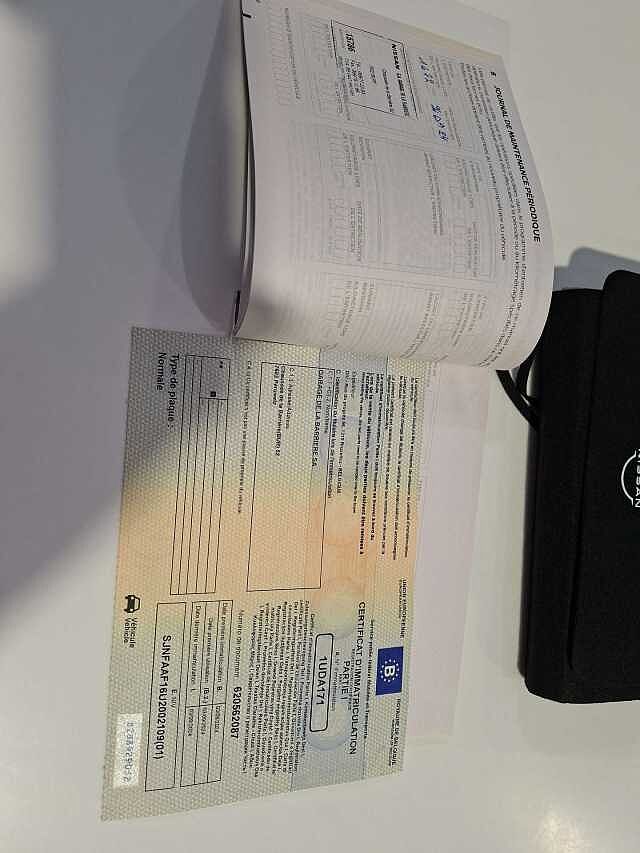 Nissan Juke Acenta look pack Gris