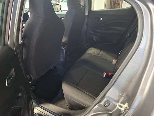 Nissan Juke Acenta look pack Gris