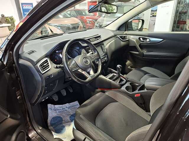 Nissan Qashqai Qashqai 1.3 DIG-T N-Connecta