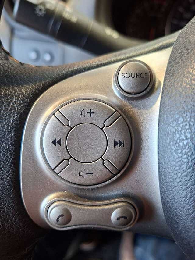 Nissan Micra Micra 1.2i N-TEC AUBERGINE