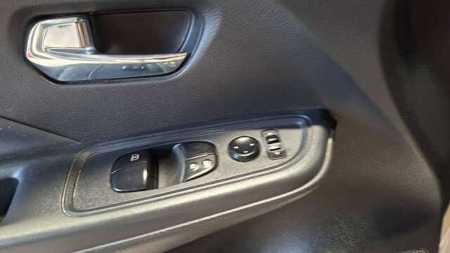 Nissan Micra Juke 1.0 DIG-T Acenta