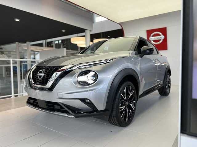 Nissan Juke DIG-T 114 DCT N-DESIGN Platinum Silver / Enigma Black N-Design
