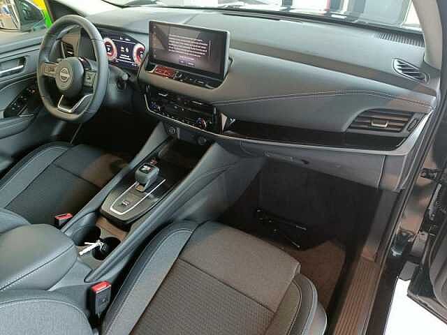 Nissan Qashqai MILD-HYBRID 158 XTRONIC N-CONNECTA 2WD Dark Grey