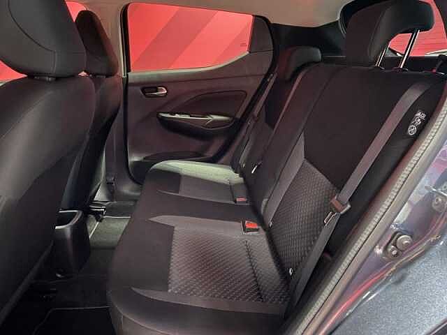 Nissan Micra Kiiro Grijs