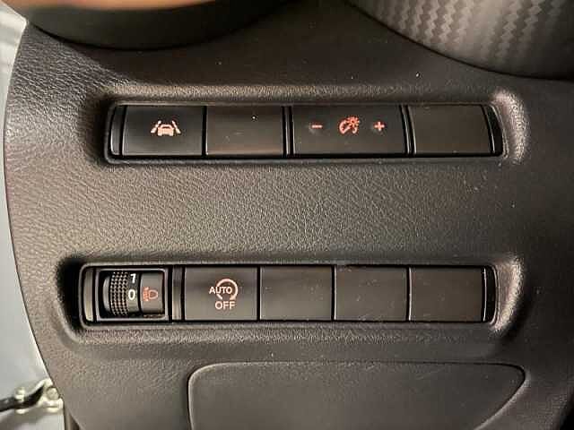 Nissan Juke Kiiro Gris