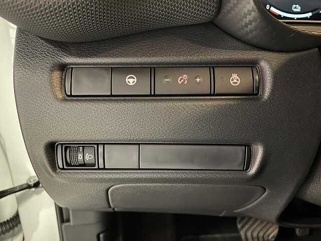 Nissan Juke N-Sport + Tech Pack + Cold Pack Wit