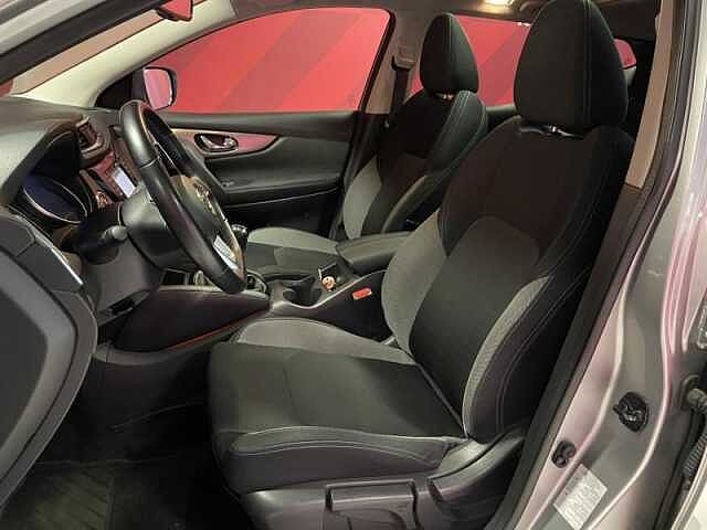 Nissan Qashqai N-Connecta + Design Pack