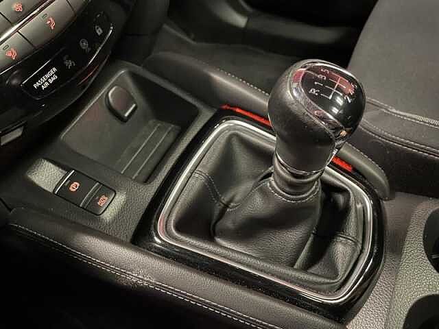 Nissan Qashqai N-Connecta + Design Pack