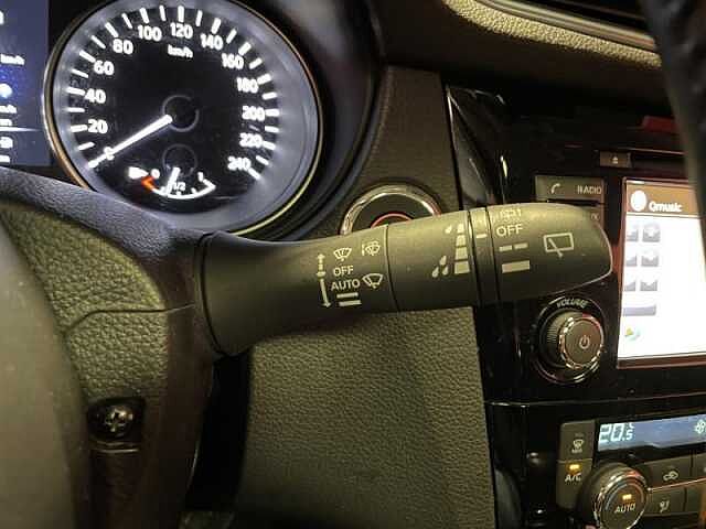 Nissan Qashqai N-Connecta + Design Pack
