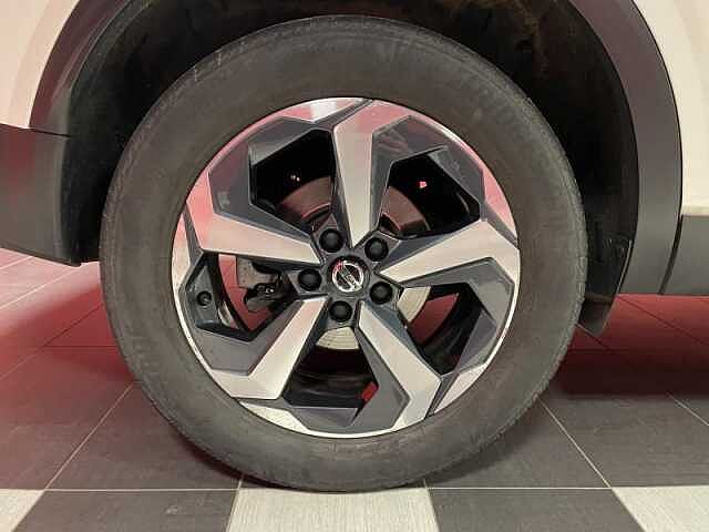 Nissan Qashqai Connect + Design Pack Blanc