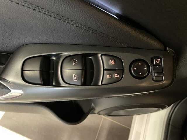 Nissan Juke N-Sport + Tech Pack + Cold Pack Wit