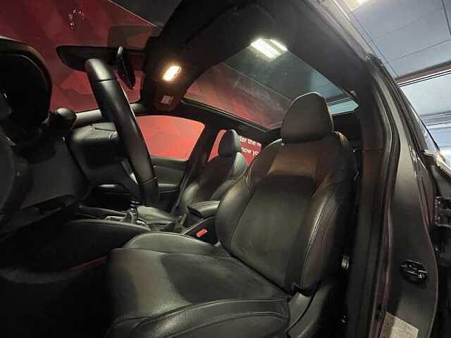 Nissan Qashqai N-Tec Grijs