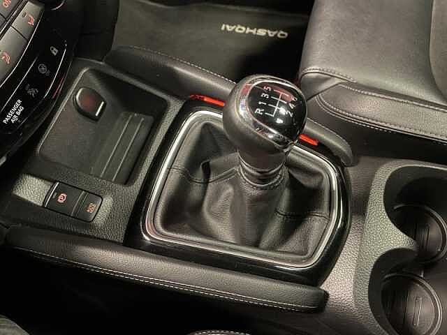 Nissan Qashqai N-Tec Grijs