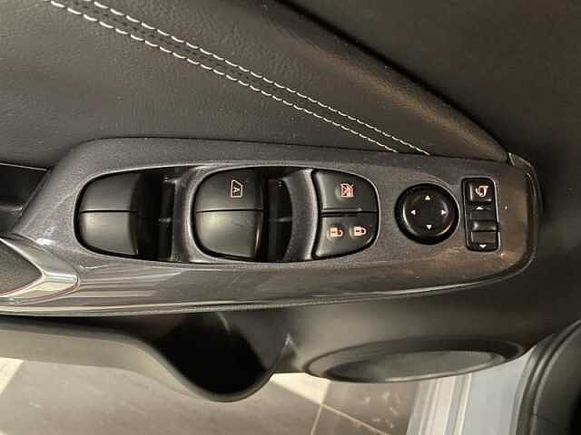 Nissan Juke N-Design Enigma Black Grijs