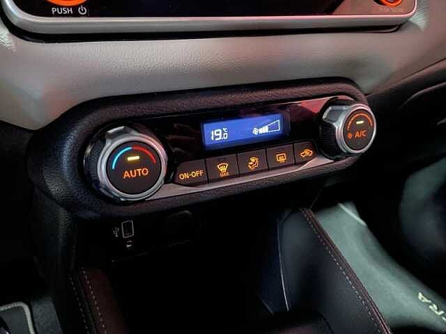 Nissan Micra Kiiro Grijs