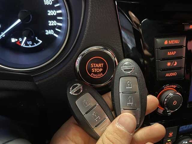 Nissan Qashqai N-Tec Grijs