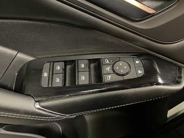 Nissan Qashqai Connect + Design Pack Blanc