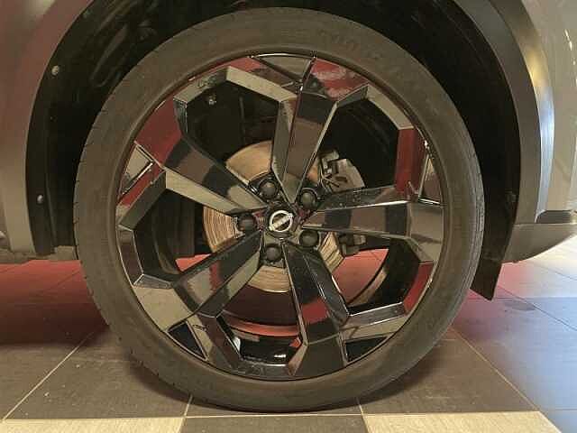 Nissan Juke Kiiro Gris